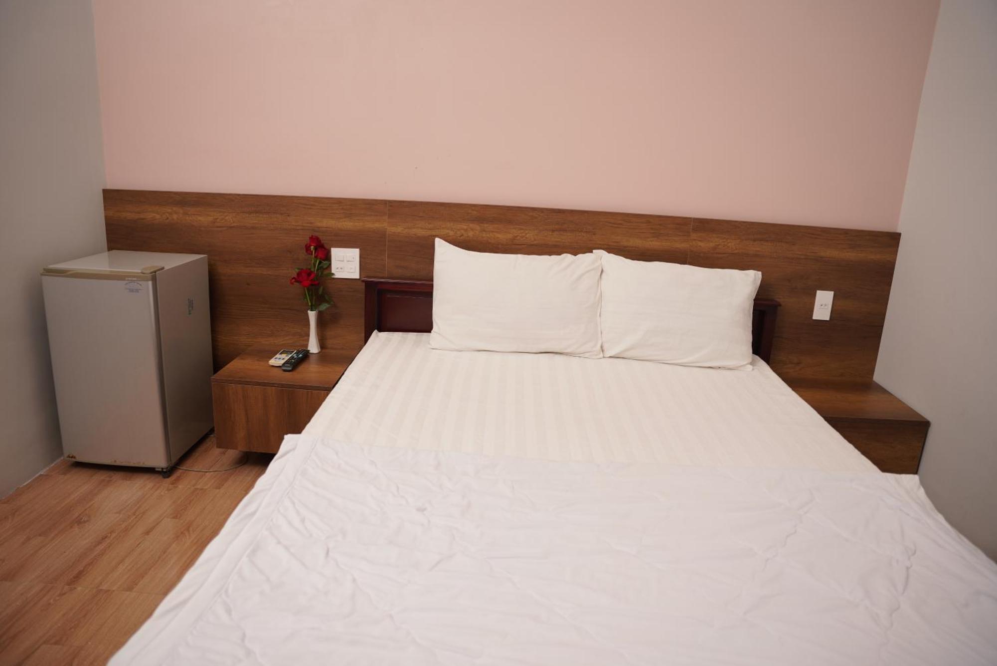 Khách Sạn Đế Vương Hotel Cao Lãnh Exterior foto