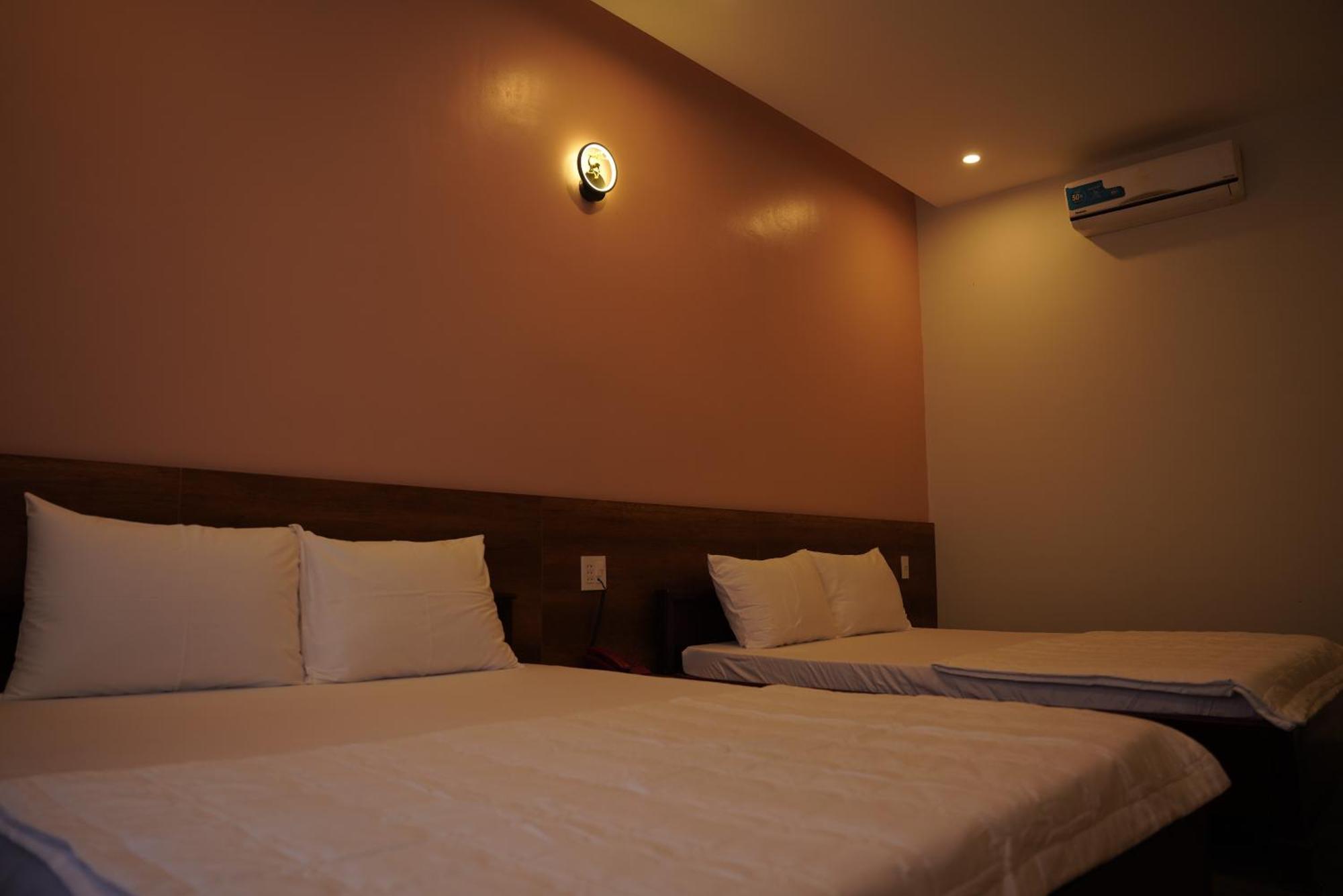 Khách Sạn Đế Vương Hotel Cao Lãnh Exterior foto